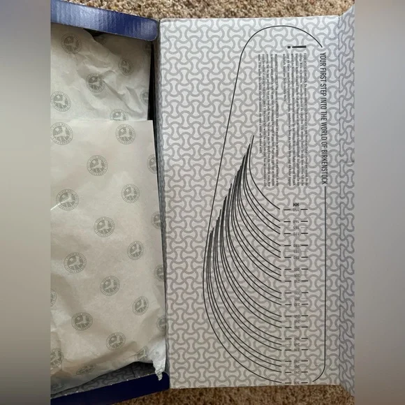 NWT Women’s Sz. 35 (5) Lingua Franca & Birkenstock "give a damn" Arizona Sandal - Picture 15 of 15